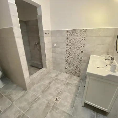Pacsirta Grand Guest house