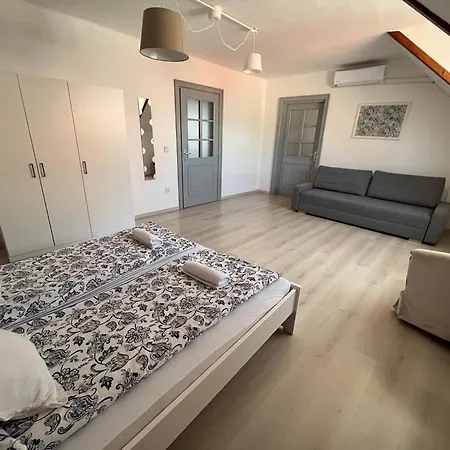 Guest house Pacsirta Grand *