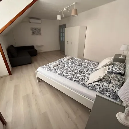 Casa de hóspedes Pacsirta Grand