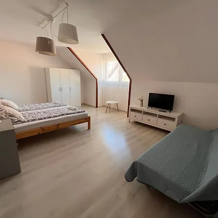Casa de hóspedes Pacsirta Grand Eger